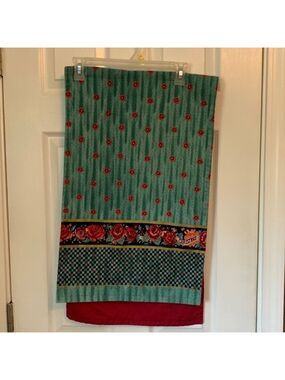 Turquoise and pink Christmas table runner
